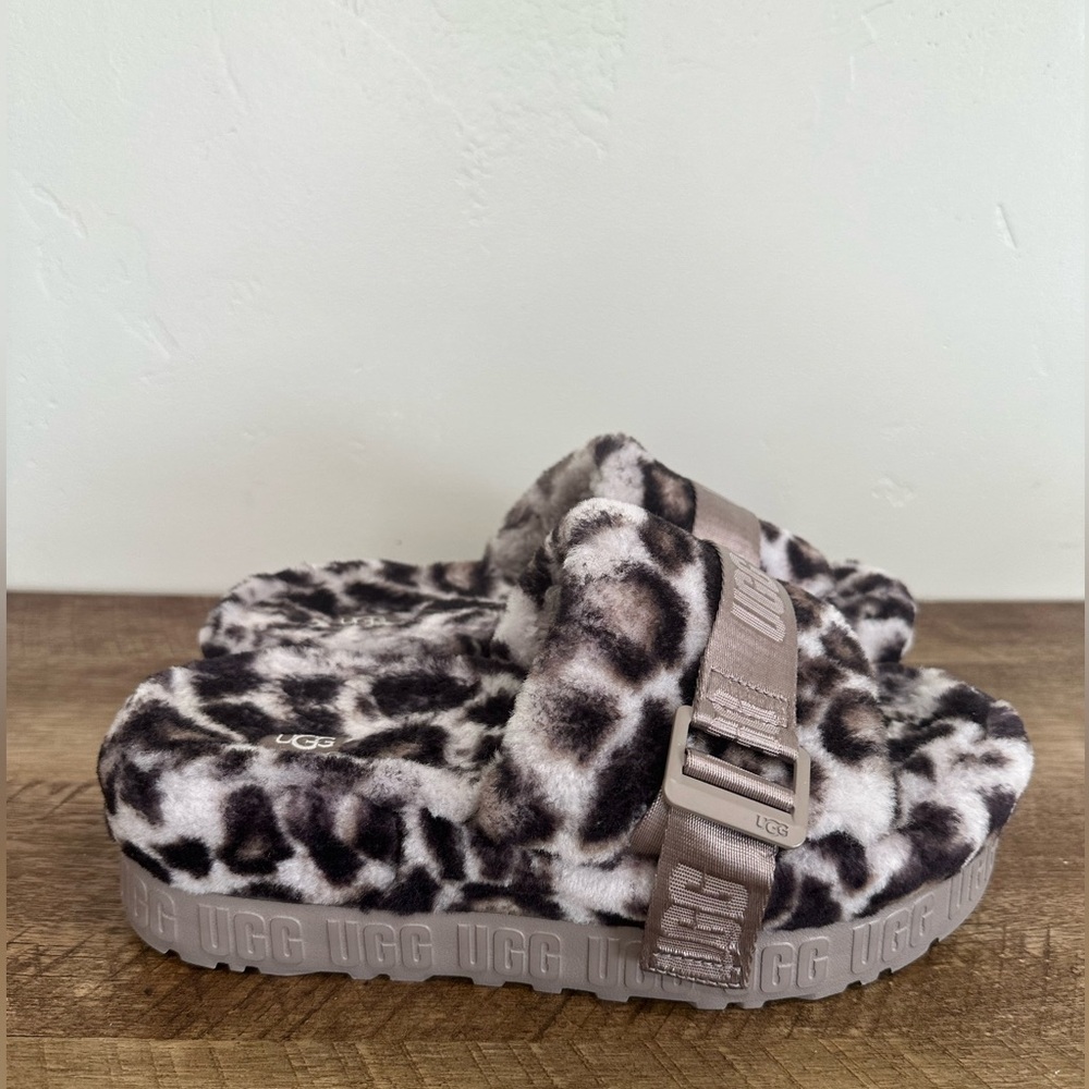 UGG Women's Fluffita Panther Print Slippers Slides Platform Sandals Size 8 - Picture 4 of 14